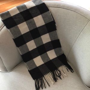 V.FRAAS Cashmink Scarf 100% acrylic, made in West Germany. VTG Timeless. Unisex